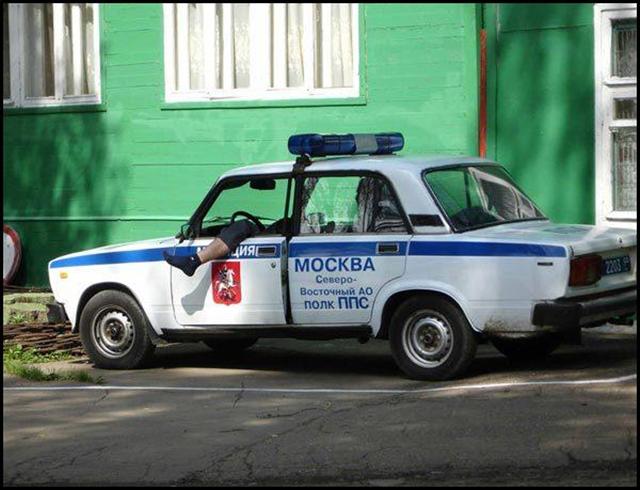 Полицаите в Москва