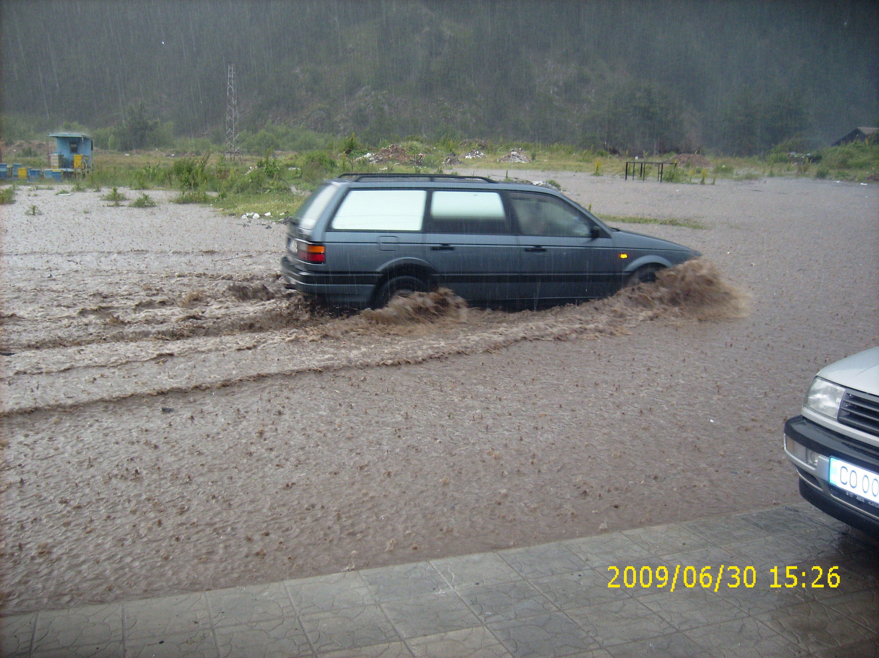 Проливен дъжд в Говедарци, Самоковско