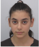 Издирват момиче