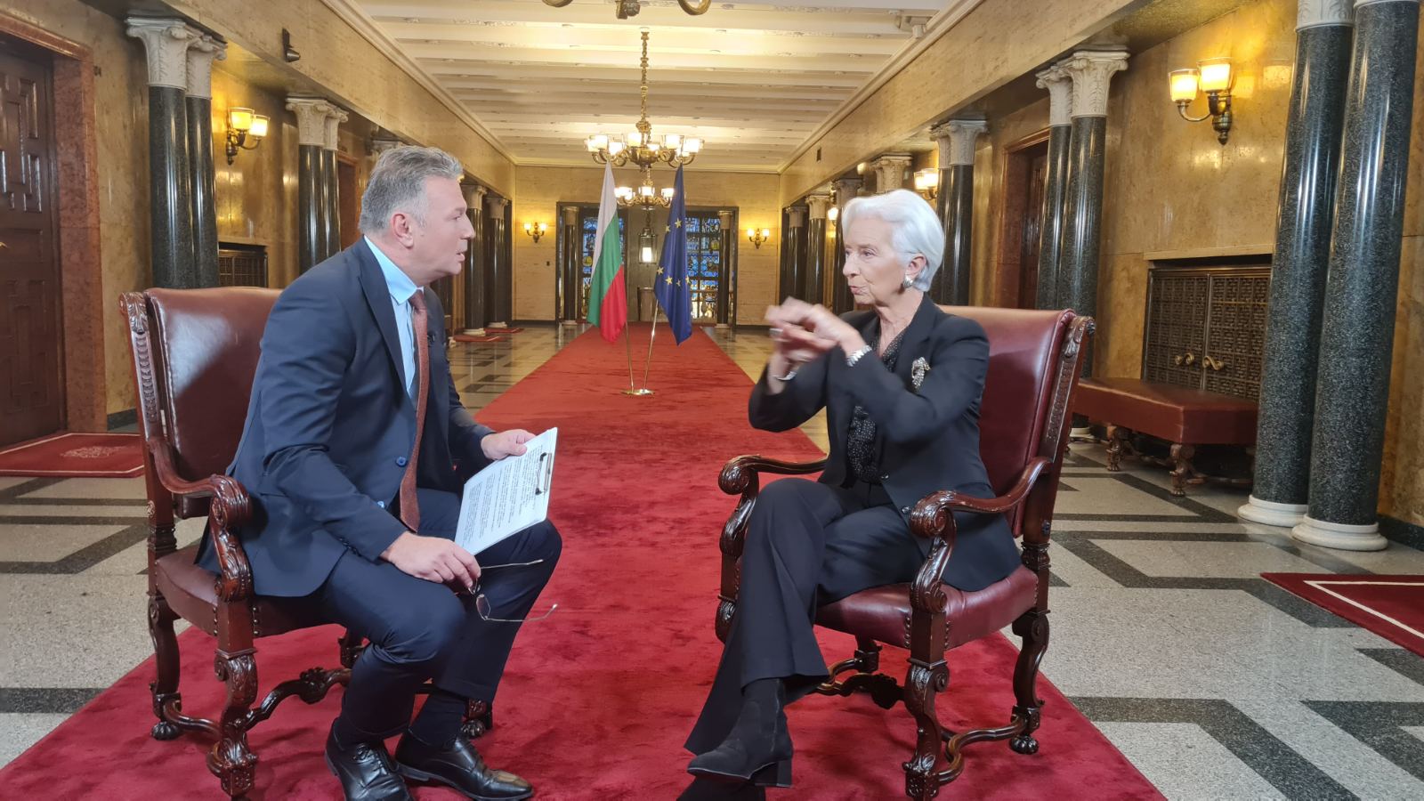 Лагард пред NOVA