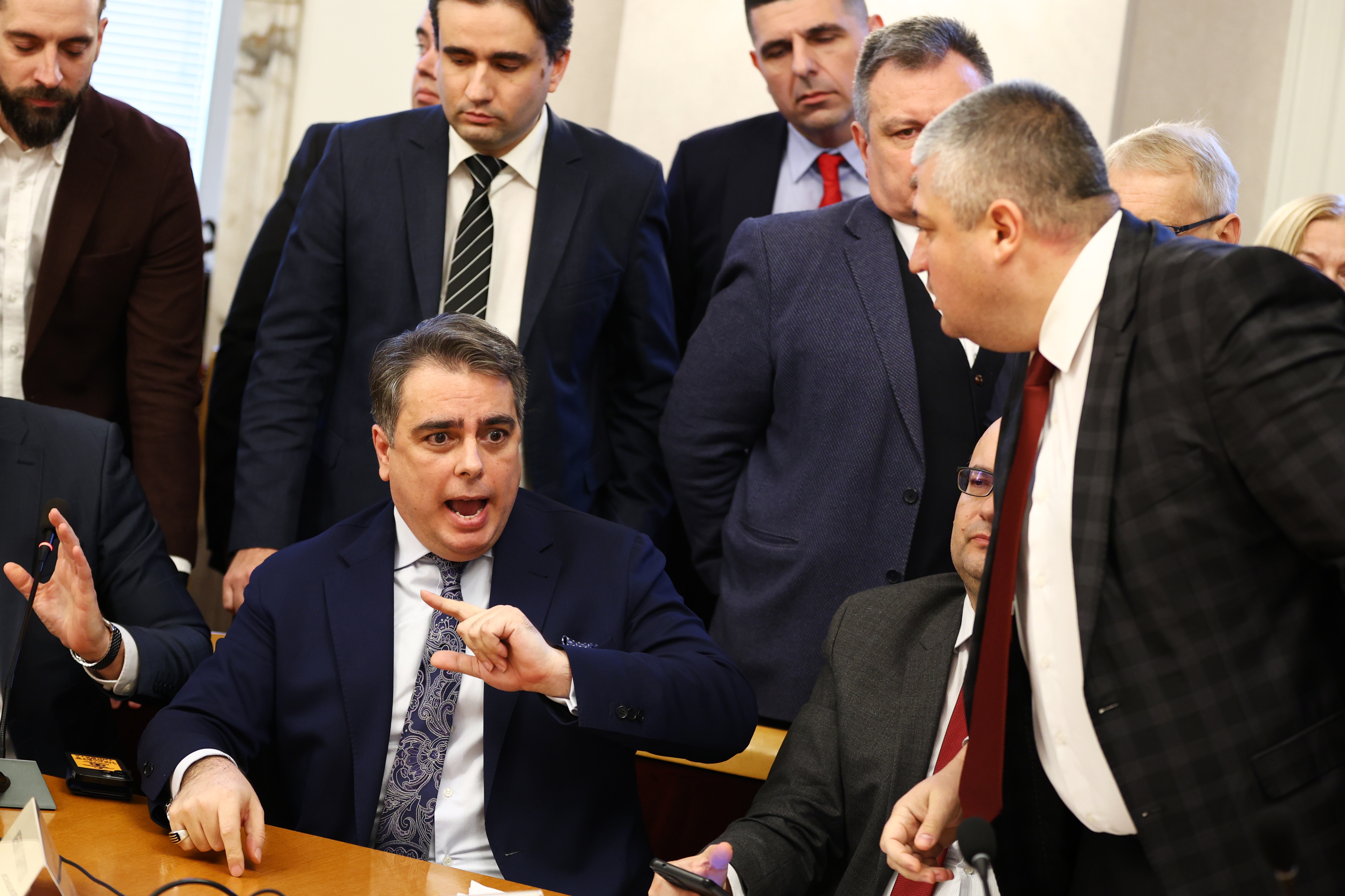 бюджетна комисия