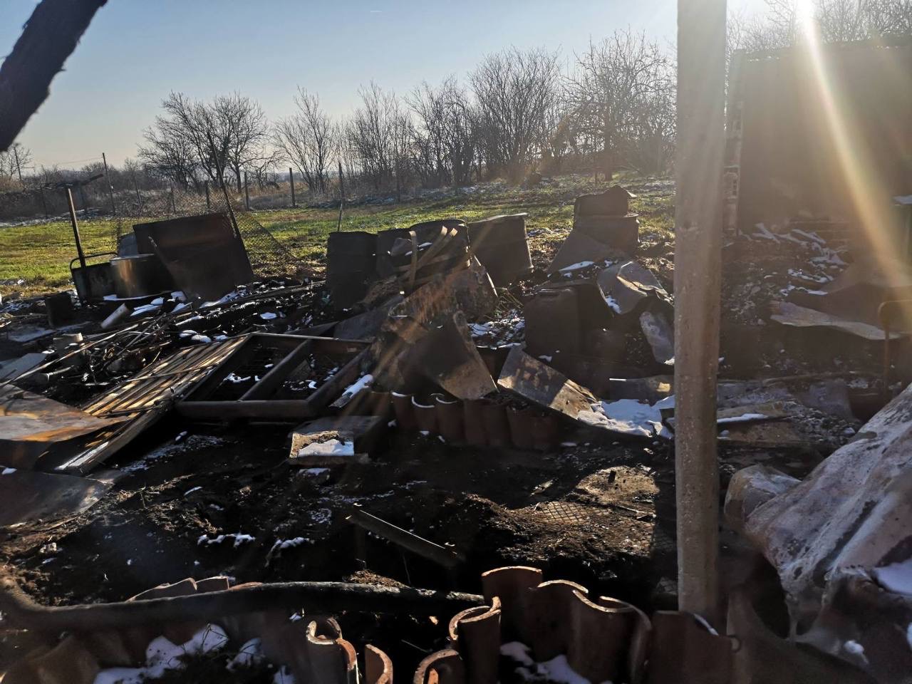 изгоряла къща