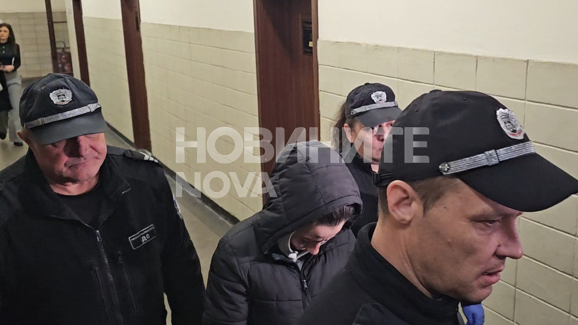 полицайка кокаин