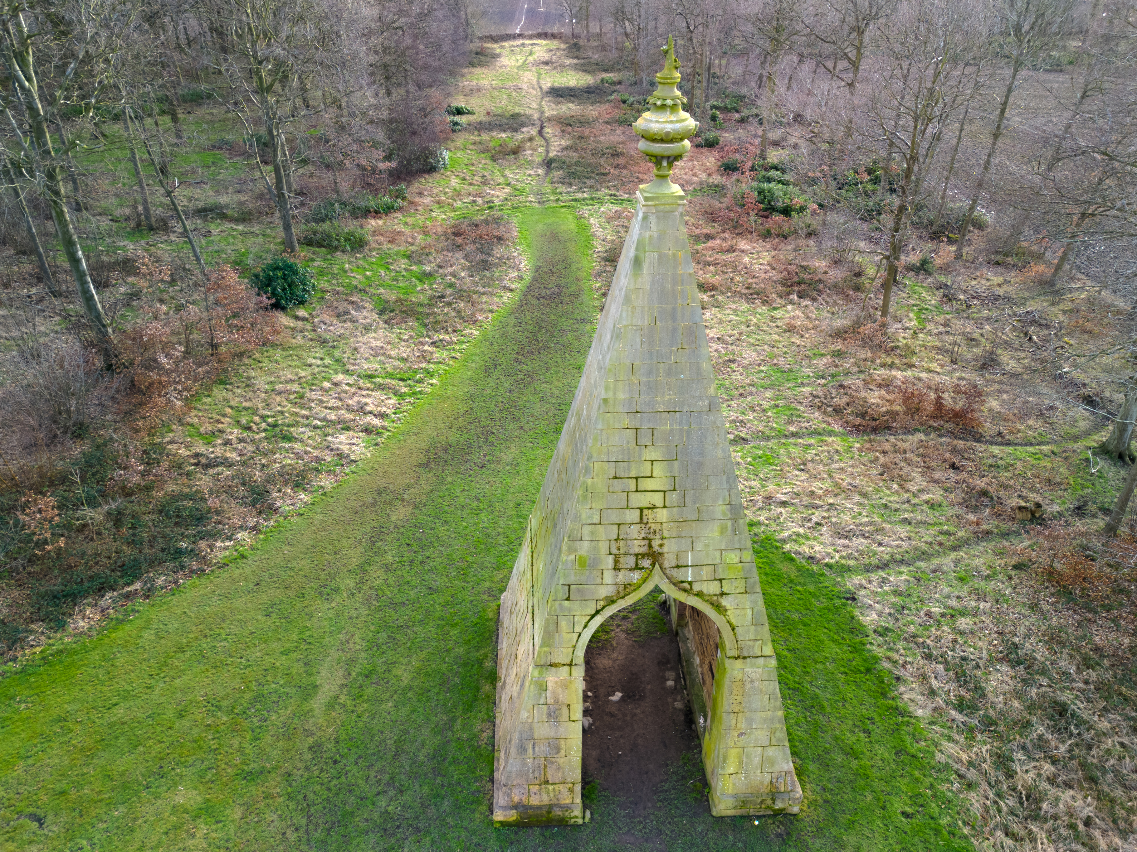 брулени хълмове