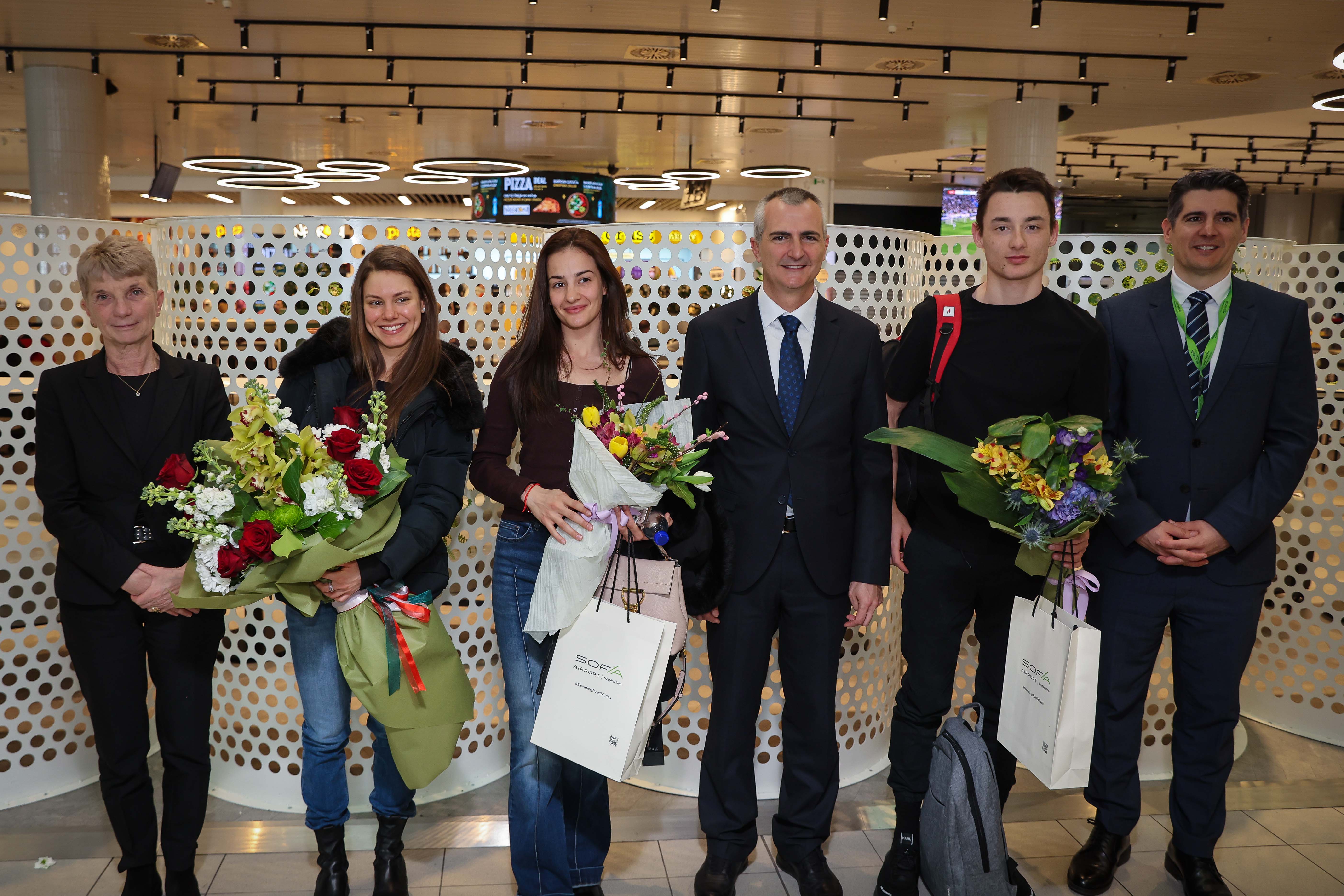 лора христова