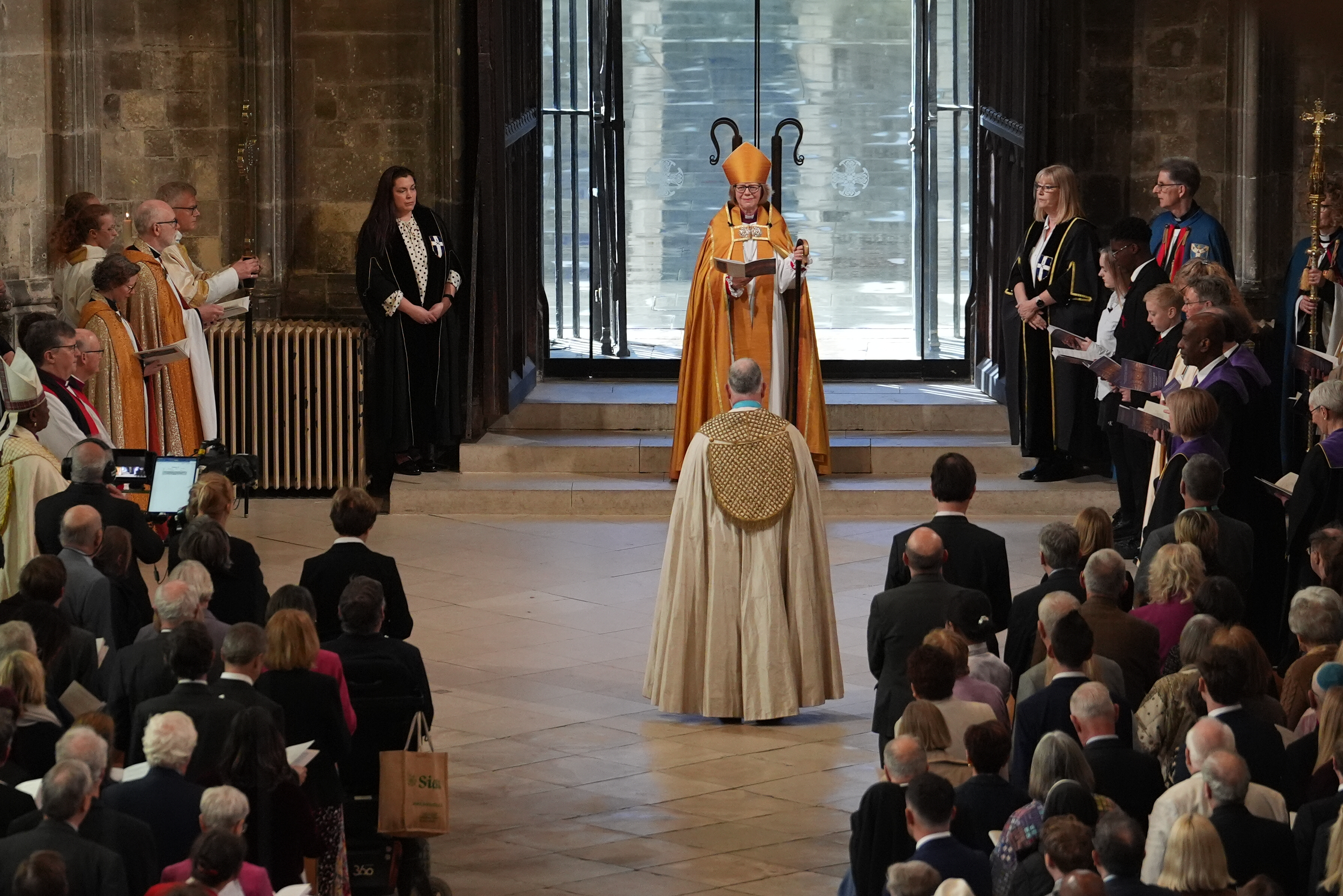 сара мълали