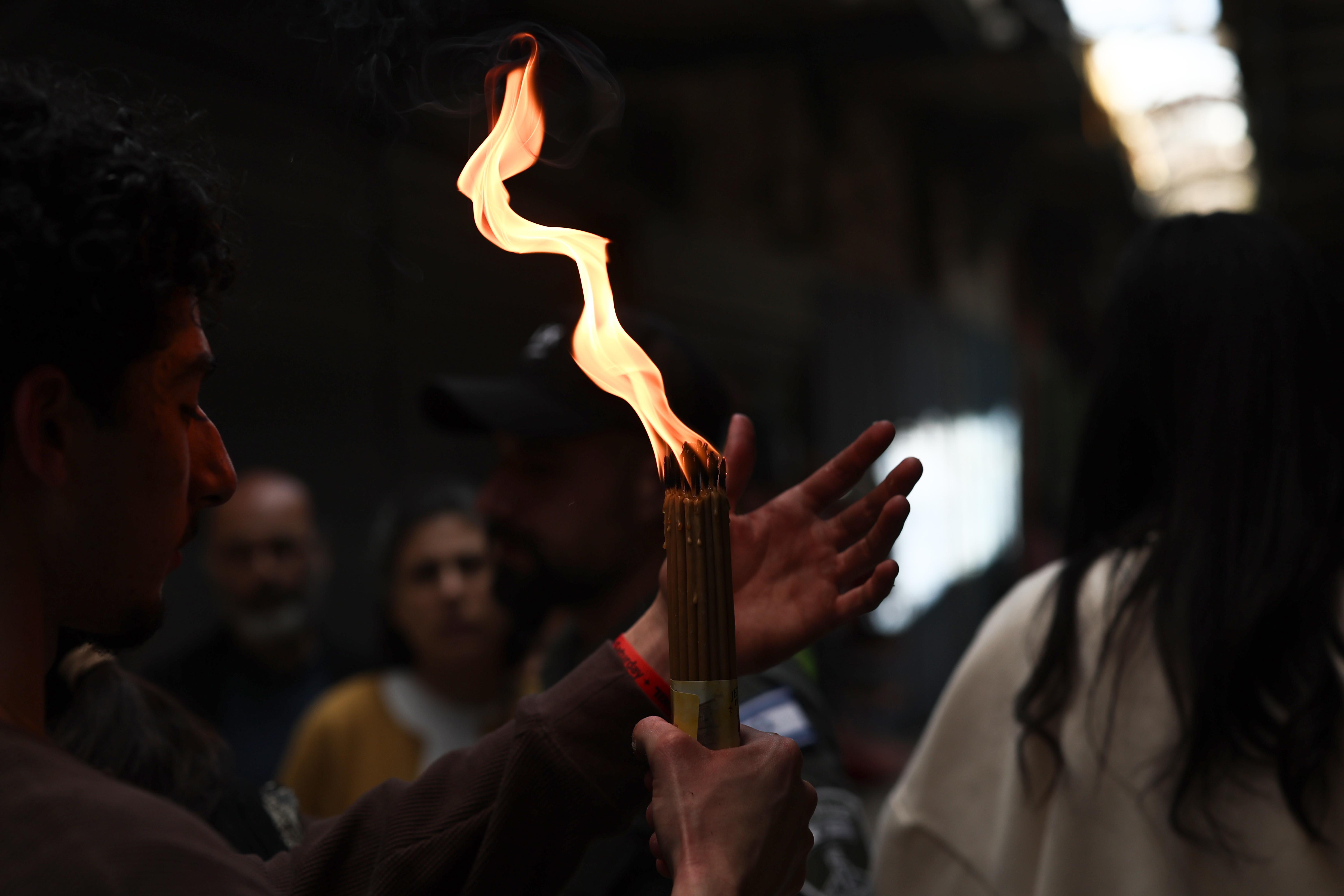 Благодатен огън