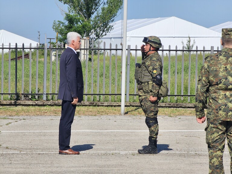 стоянов