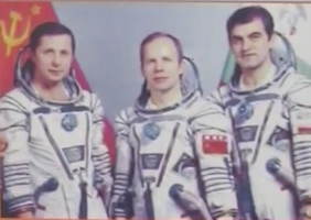 Александър Александров