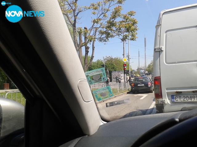 Миячки на прозорци тероризират шофьори на пътя