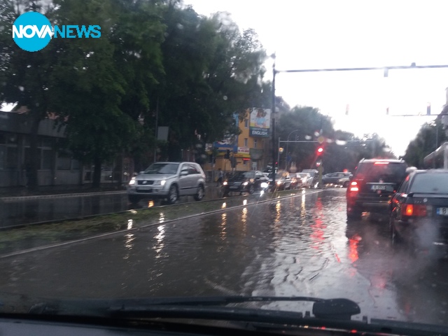 Варна басейн