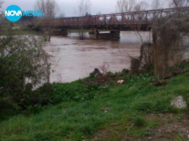 Покачване на река Искър