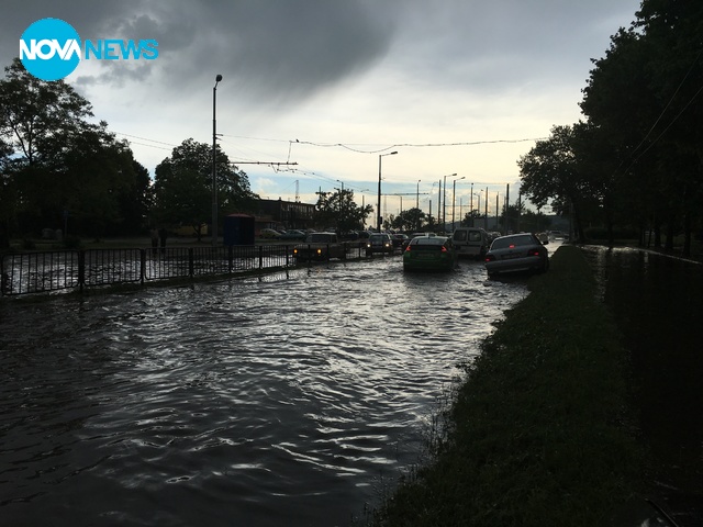 Пороен дъжд