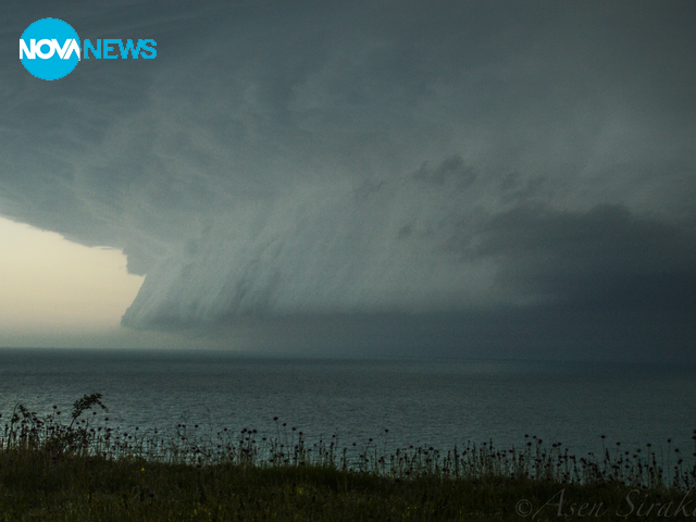 Поглед от нос Калиакра към Варна!