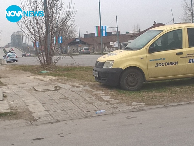 Паркиране в тревните площи