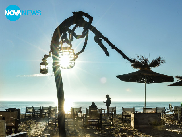 Утро край морето