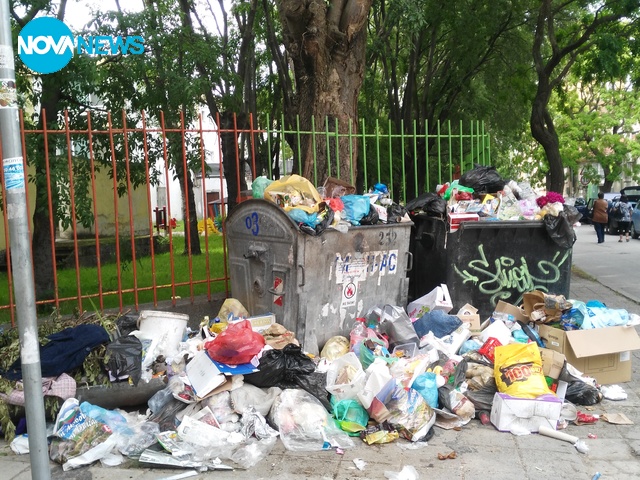 Мръсотия в центъра на Варна