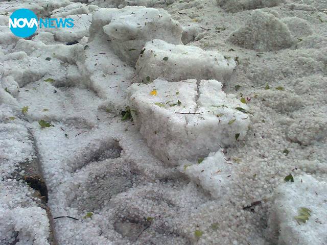 Ул. "Търговска" след градушката в гр. Ловеч