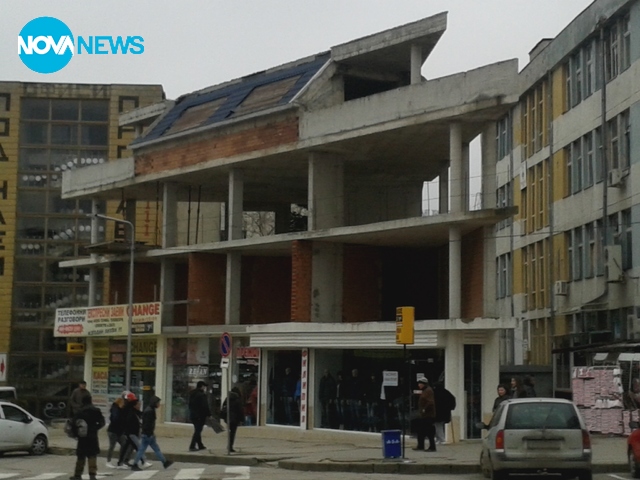 Странен строеж в Добрич