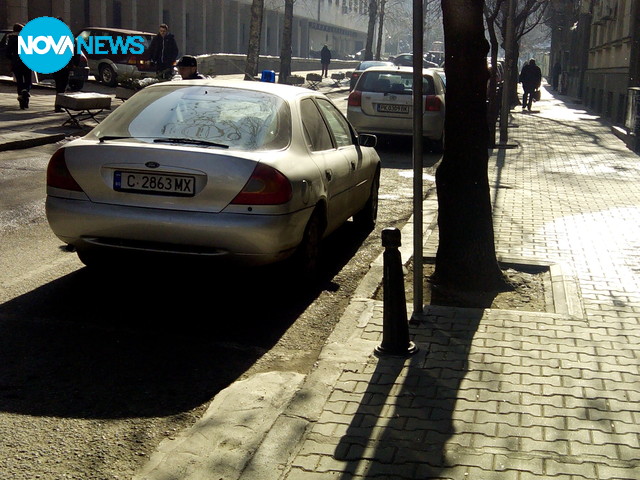 Паркиране на инвалидно място