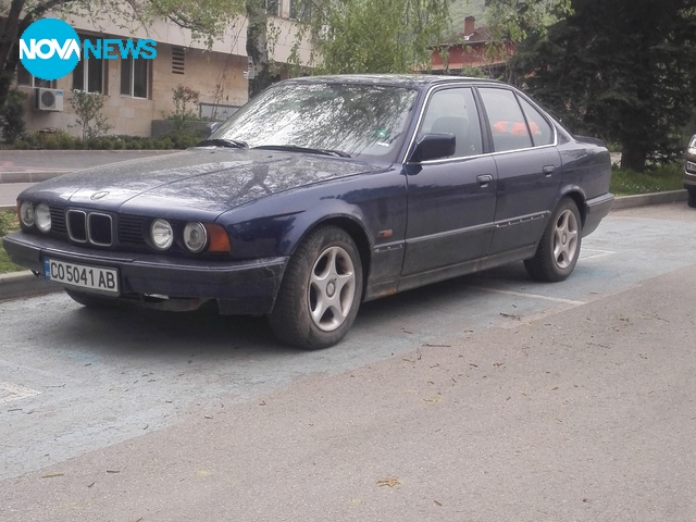 Как се паркира на две места за инвалиди