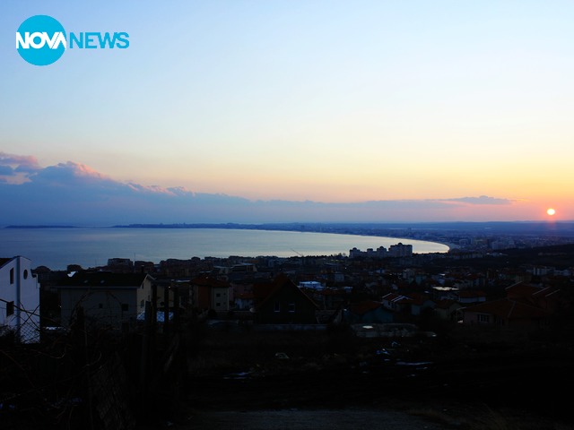 Красивият залез над Свети Влас