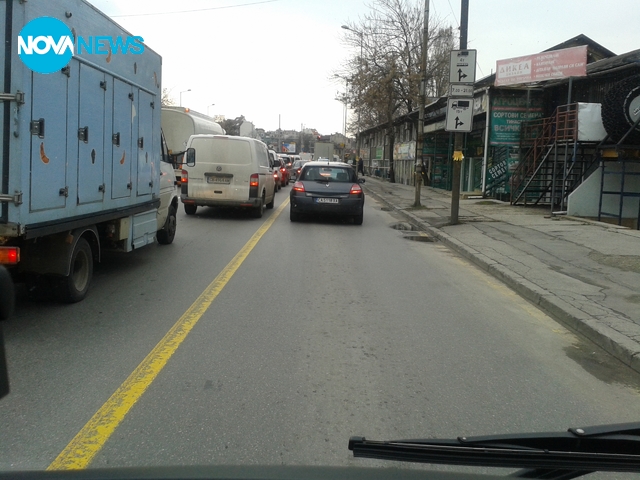 В бус лентата