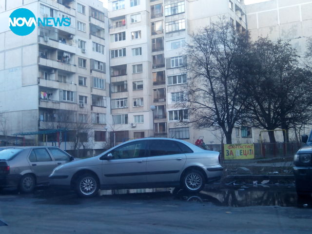 Абсурдно паркиране