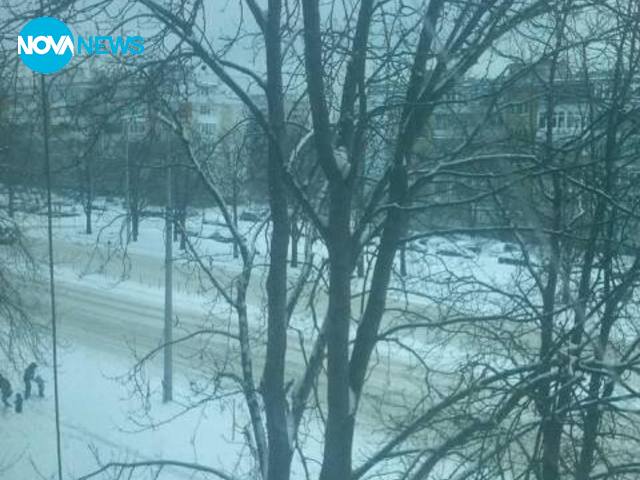 Снегът ПАК ни изненада във Варна!!!