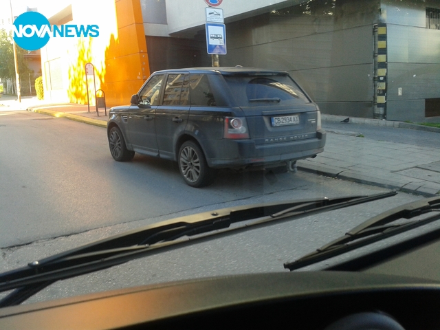 Така се спира на спирка!