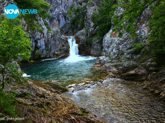 Сини вир с. Медвен