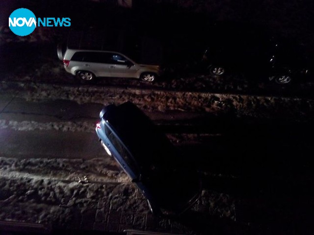 Паркиране върху улицата