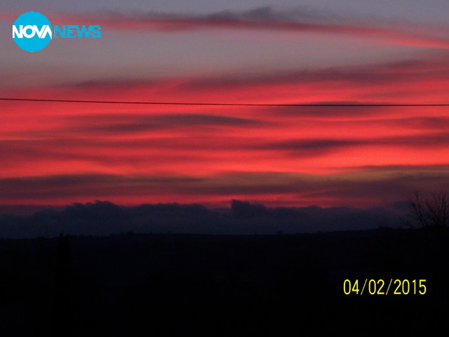 Изгрев над село Атия