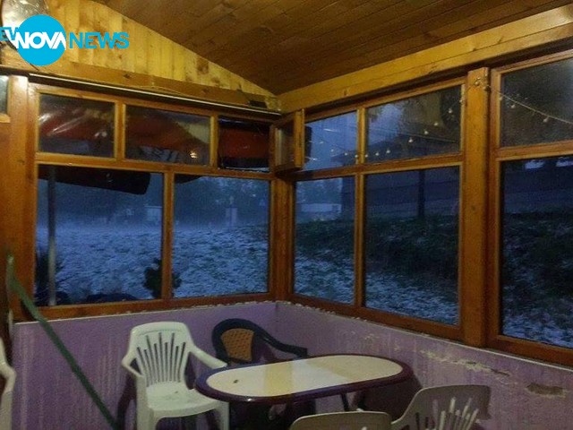 Градушка колкото орех съсипа реколтата в село Хлябово