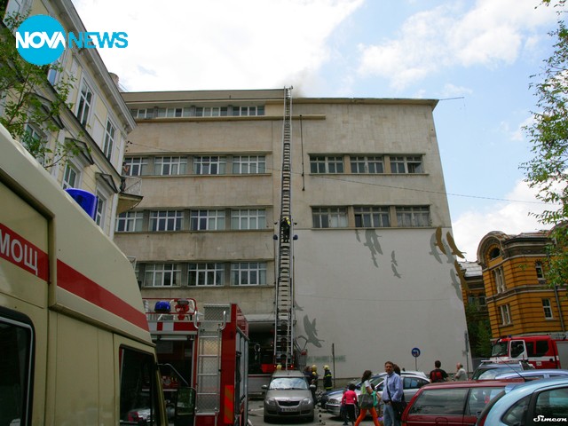 Пожарът в сградата на Дирекция "Архитектура и градоустройство"