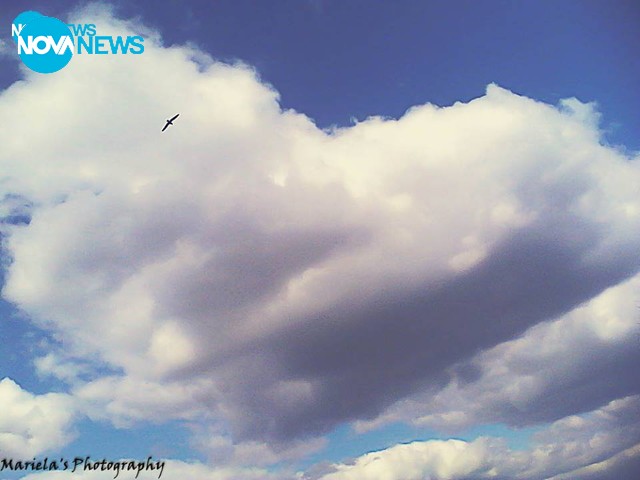 Облак във формата на сърце над Поморие