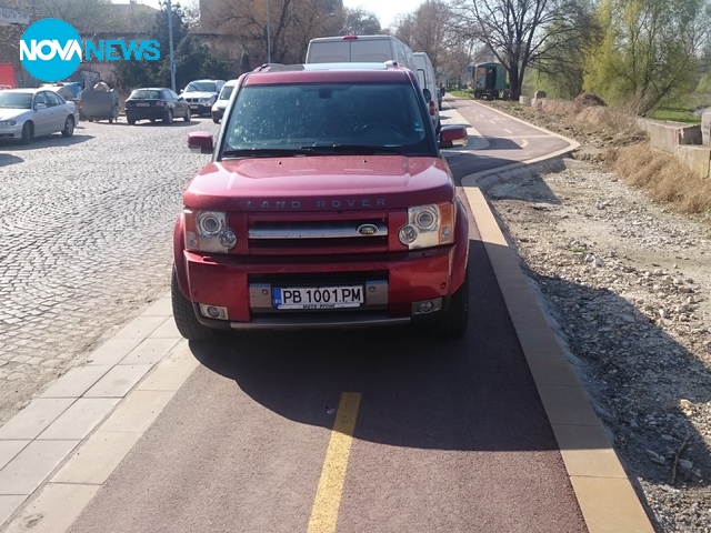 Паркиране на велоалея