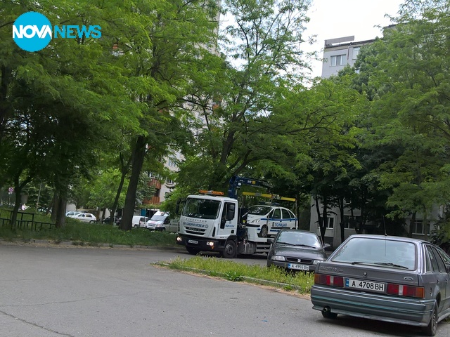 Паяк е взел полицейска кола 2