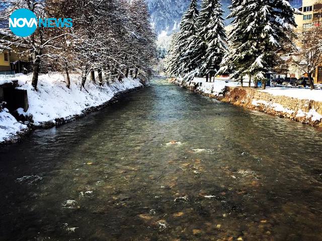 Зимна приказка в Девин