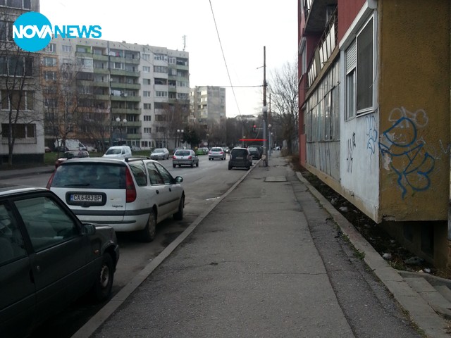 Висящи кабели по ул. "Осогово", София