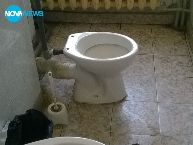 Една нелепа болнична тоалетна