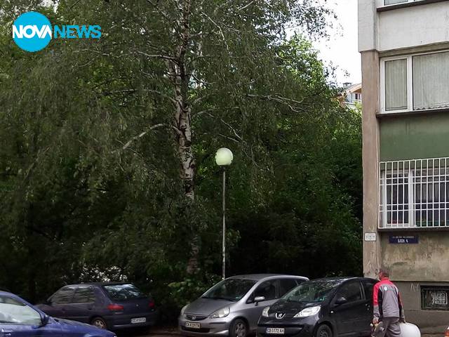 Улично осветление, работещо второ денонощие