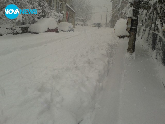 Бедствие, вода и снежна къща за бедстващи в Габрово