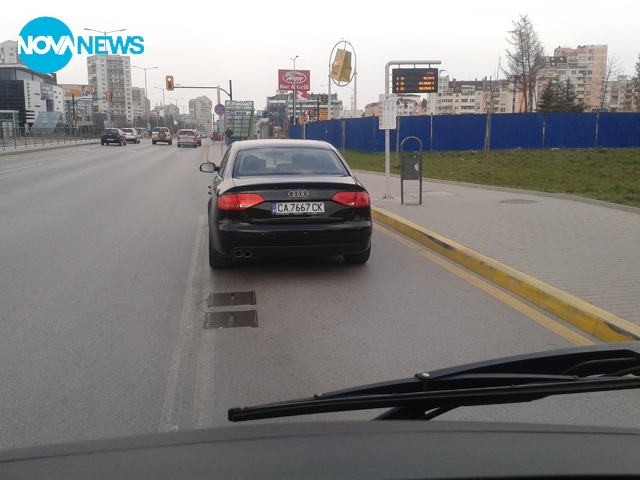 Така се спира на спирка!