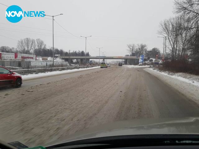 Околовръстният път на София - непочистен