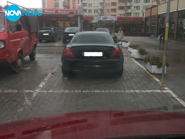 Баровец, паркирал на място за инвалиди