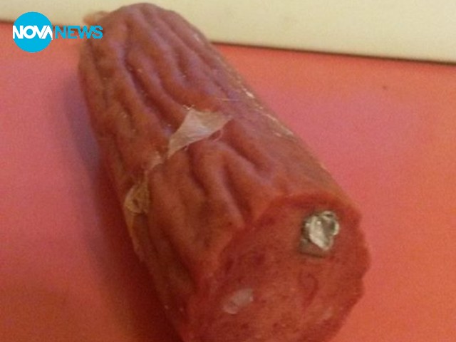 Шпеков салам с парче метал