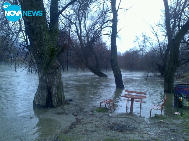 Преливане на р. Искър