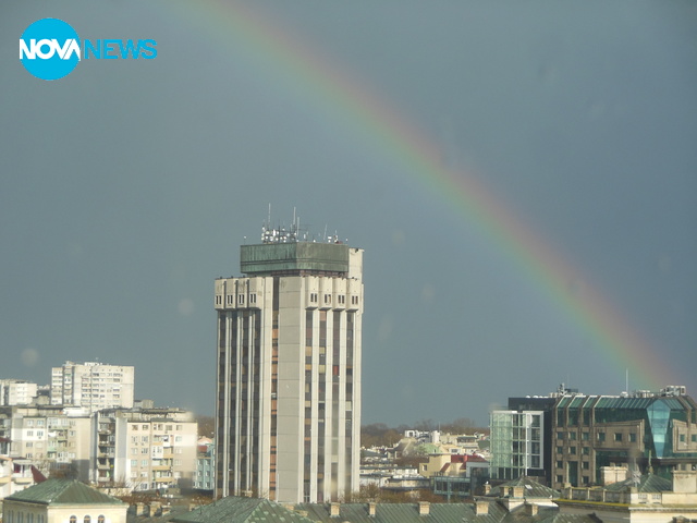Дъгата над Варна