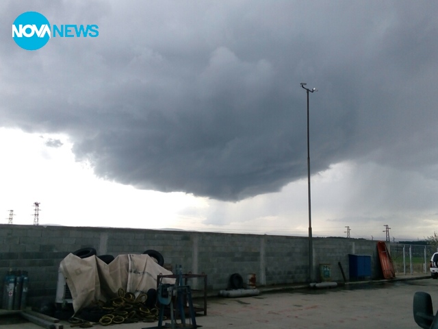 Малко преди торнадото